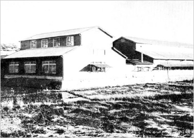 写真: 1934年頃の桑名工場（旧西園鉄工所）