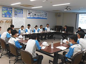 参加者が率直な思いを伝え合ったダイアログ