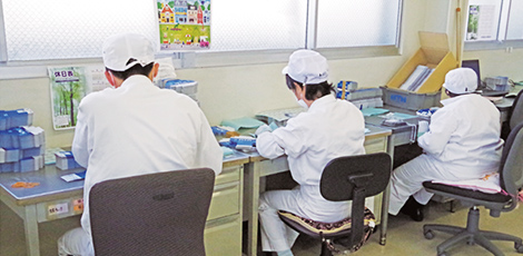 夢工房での仕事風景