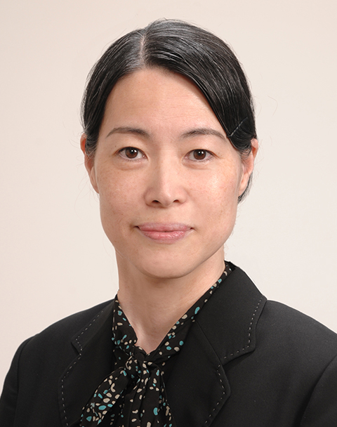 写真：関西学院大学商学部副学部長・教授　阪 智香 様
