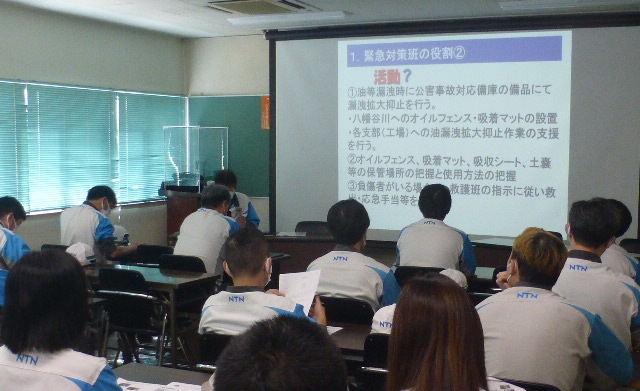 緊急時対応訓練・座学（磐田製作所）