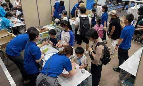 経済産業省こどもデーでの様子