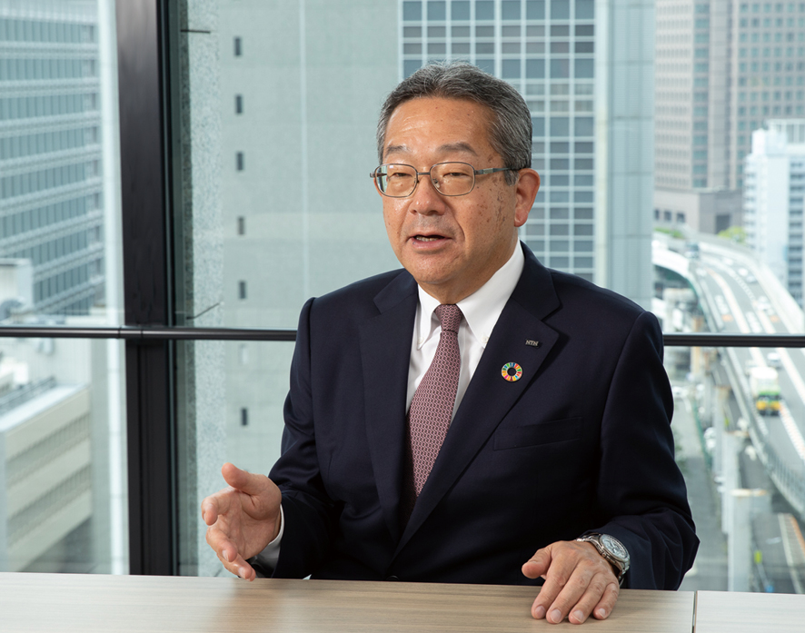 代表執行役執行役社長 鵜飼 英一