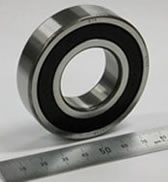 写真：EVモータ用低トルク密封形深溝玉軸受