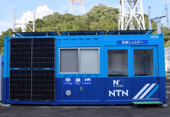 写真:医療シェルターモデルを実機展示