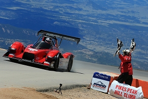 三菱自動車の「MiEV Evolution III」が初優勝