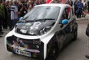 インホイールモータ搭載二人乗り小型EV